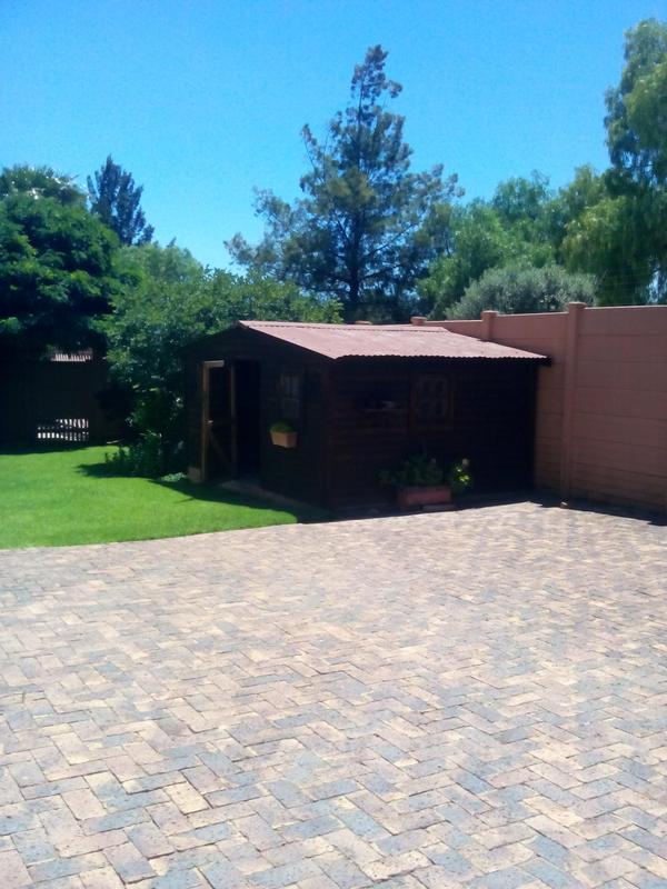 To Let 3 Bedroom Property for Rent in Vaalpark Free State